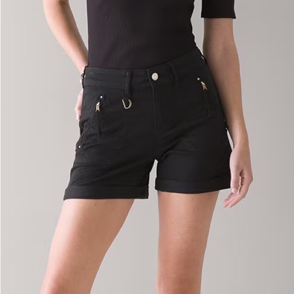 WHBM Mid-Rise Pret-A-Play Shorts - Picture 2 of 7